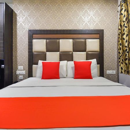 Hotel O Lexis Ludhiana Zewnętrze zdjęcie