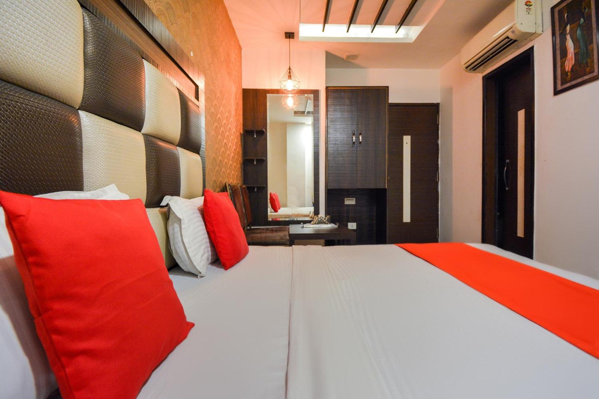 Hotel O Lexis Ludhiana Zewnętrze zdjęcie