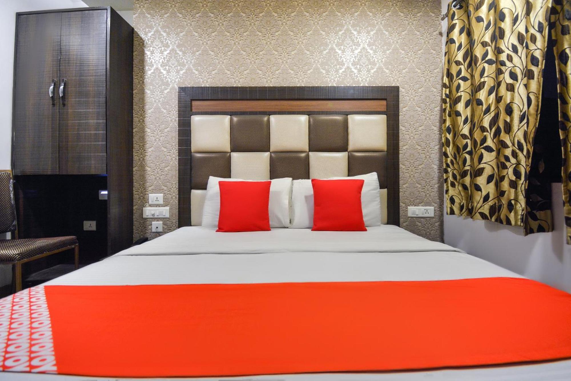 Hotel O Lexis Ludhiana Zewnętrze zdjęcie