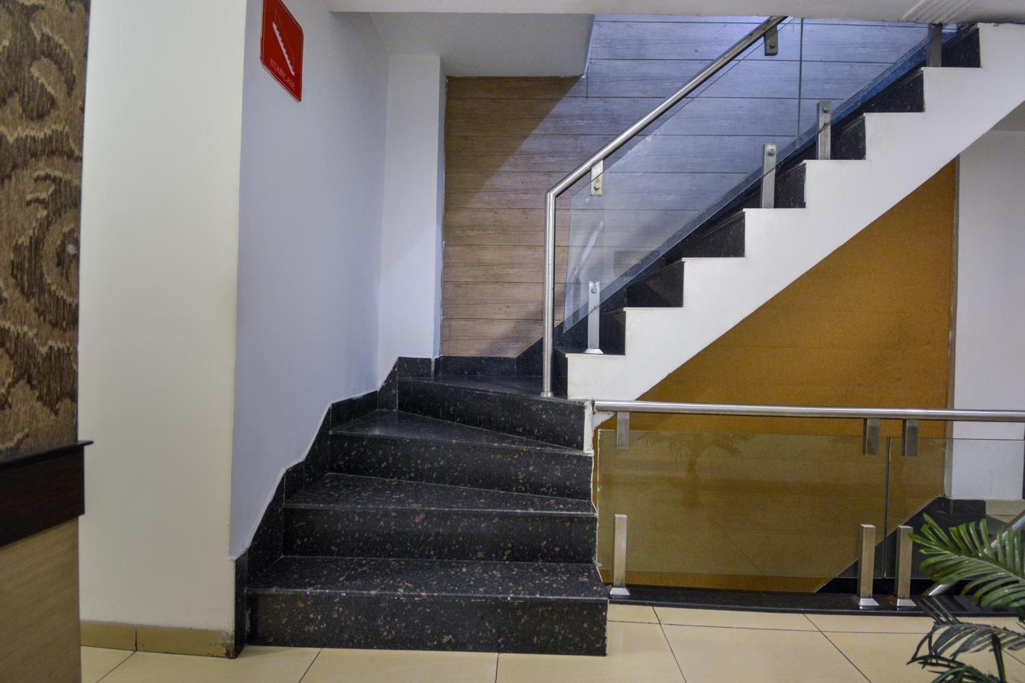 Hotel O Lexis Ludhiana Zewnętrze zdjęcie